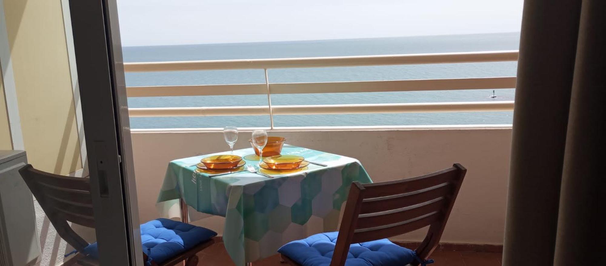 Seafront Apartment With Open-Air Heated Pool Fuengirola Eksteriør billede